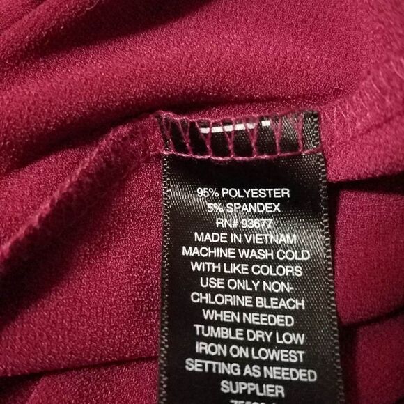 Worthington Ruffle shoulder Half Sleeve Tee Size Large - Picture 7 of 8